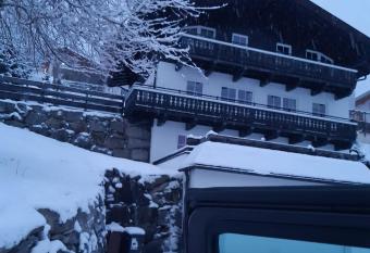 Penthouse Inventum, Neukirchen has Balcony rooms