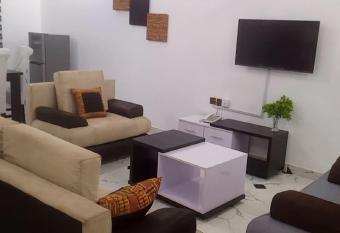 VilaRose Apartment and Laundry Services has Balcony rooms