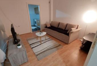 Wonderland Downtown apartman allows 18 year olds to book a room