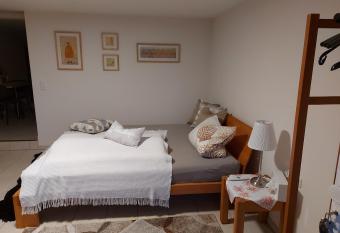 Summerwind-Apartment allows 18 year olds to book a room