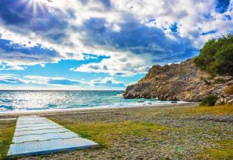 Fanta Sea Vacation Home Costa Del Sol has Balcony rooms