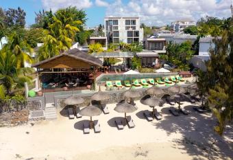 Wonders Beach Boutique Hotel allows 18 year olds to book a room
