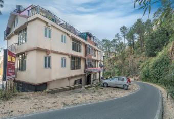 Oak View allows 18 year olds to book a room