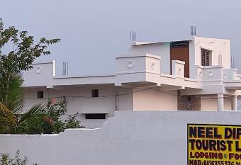 Hotel Neel Dipayan has Smoking/Balcony rooms