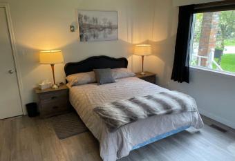 Private room minutes from downtown Crofton shores allows 18 year olds to book a room