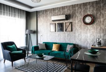 Luxuri  se 1BR! Netflix & K  che - 5 Minuten vom Strand has Balcony rooms