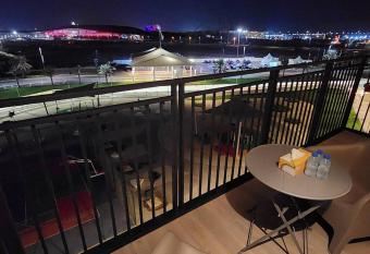 Stunning and lovely vacation 2 Bedrooms in yas island has Balcony rooms