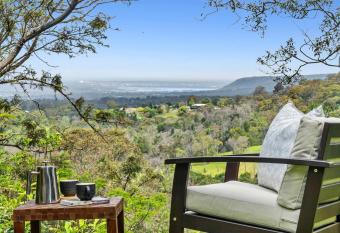 The Treehouse has Balcony rooms