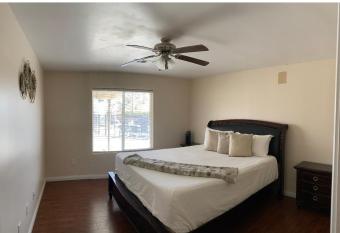 Ranch House has rooms with a private hot tub