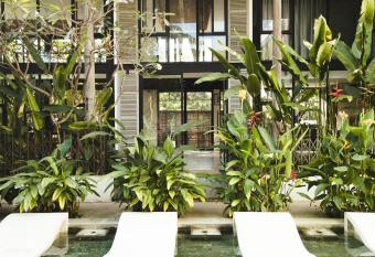 Takak Villas allows 18 year olds to book a room