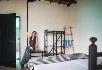 Hotel Sunshine allows 18 year olds to book a room