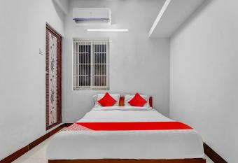 Flagship Hotel Crown Tower allows 18 year olds to book a room