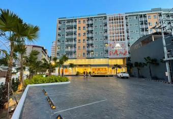 M CASA HOTEL PATTAYA has Balcony rooms