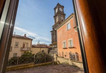 Casa Sofia - Irpinia allows 18 year olds to book a room