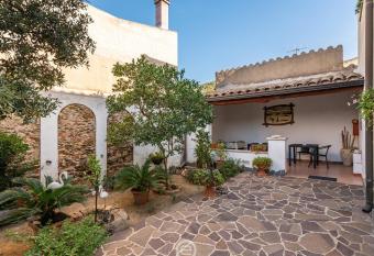 Val Paraiso Rooms - Unforgettable Holiday has Balcony rooms