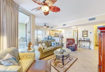 Water's Edge 201 has Balcony rooms