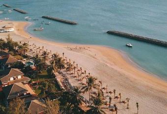 Vince-Saly has Balcony rooms