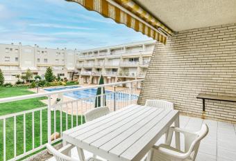 Els Pins has Balcony rooms