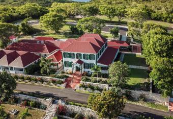 Weatherills Hotel has Balcony rooms