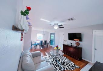 Wonderful home at great Location has Balcony rooms