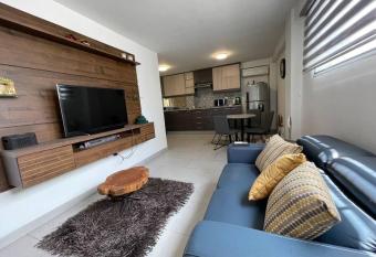 Hermosa suite en el centro Hist  rico de Guayaquil allows 18 year olds to book a room