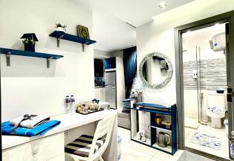 Luxury Studio House 589-2 has Balcony rooms