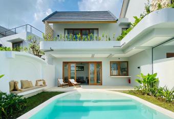 Shoreline Villas Bingin allows 18 year olds to book a room