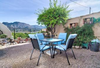 Casa rural con jacuzzi y chimenea en paraje   nico - La Casa del Pino has Balcony rooms