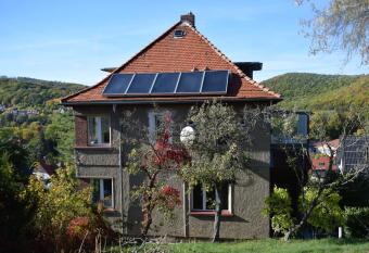 Haus Brockenblick allows 18 year olds to book a room