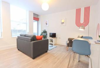 Alliance House 203 allows 18 year olds to book a room