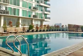 Anggun Room at TreePark Apartment Serpong BSD allows 18 year olds to book a room