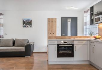 Trojer Apartment 2 has Balcony rooms