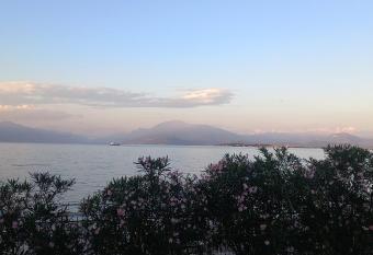 Appartamento con Grand Balcone al Lago di Garda has Balcony rooms
