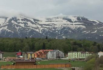 Bakuriani Rooms has Balcony rooms