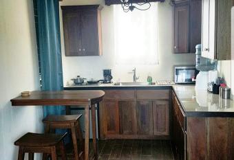 Stylish Studio near Int   l Airport has Balcony rooms