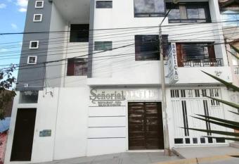 Hospedaje Se  orial allows 18 year olds to book a room