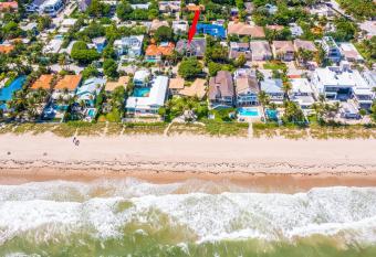 PACK YOUR BAGS FOR THE ATLANTIC BEACH HOUSE WHERE YOU CAN HAVE IT ALL ! has Balcony rooms