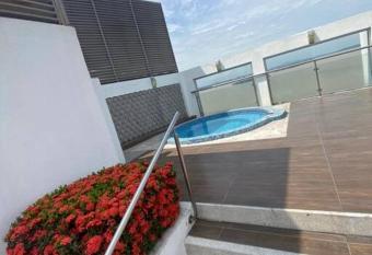 lighthouse view mini suit809-1 has rooms with a private hot tub