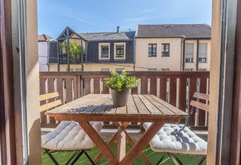 Le Richard allows 18 year olds to book a room