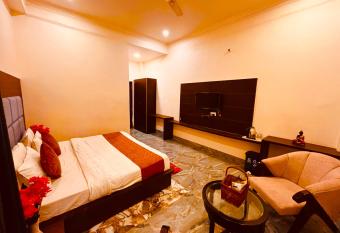 Sitara Resort, Haridwar has Balcony rooms