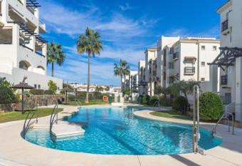 Residencial Duquesa 0308 has Balcony rooms