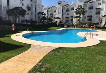 Residencial Duquesa 0412 Bajo A has Balcony rooms