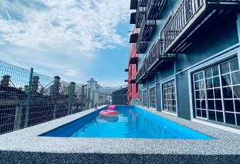 Z Hotel Malacca has Balcony rooms