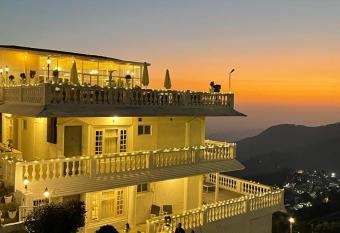 Sundays Forever White Hill Hotel has Smoking/Balcony rooms