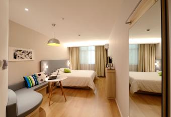 test1 allows 18 year olds to book a room