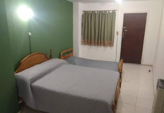 Alojamiento del Valle allows 18 year olds to book a room