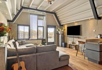 Zeer luxe Appartement in Harderwijk has Balcony rooms