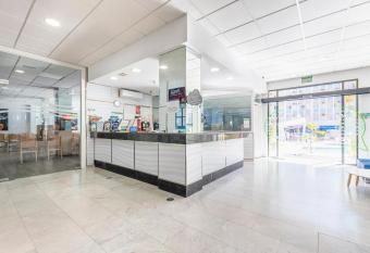 Port Vista Oro has Balcony rooms