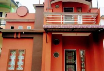 Villa Highland Berastagi No 9C has Balcony rooms