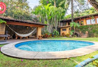 HostPal Casa Familiar Lomas de Cortes has Balcony rooms